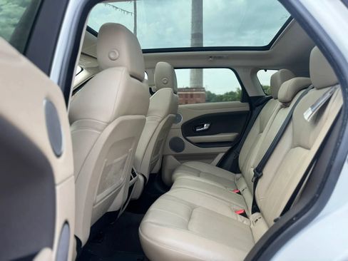 Used 2018 Land Rover Range Rover Evoque AWD/4WD image 12
