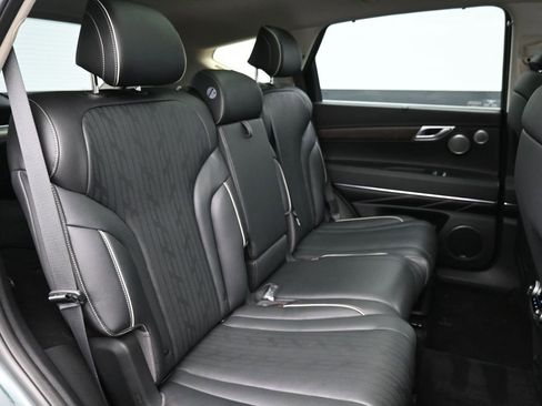 Used 2023 Genesis GV80 3.5T w/ Advanced Package image 24