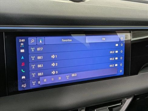New 2026 Porsche Macan Electric RWD image 16