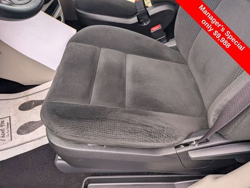 Used 2016 Dodge Grand Caravan American Value Package FWD image 20