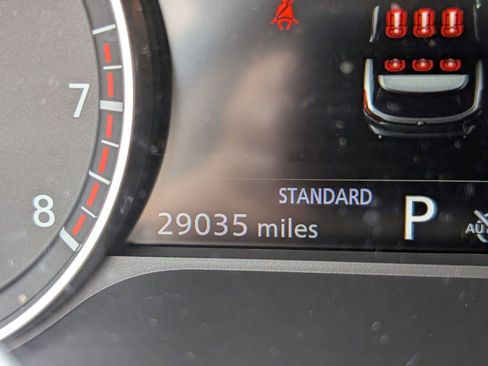 Used 2024 Nissan Pathfinder SL w/ Black Appearance Package FWD image 13