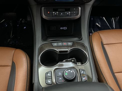 Used 2020 GMC Acadia AT4 w/ Driver Alert Package II AWD/4WD image 21