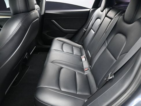Used 2022 Tesla Model 3 Performance image 27