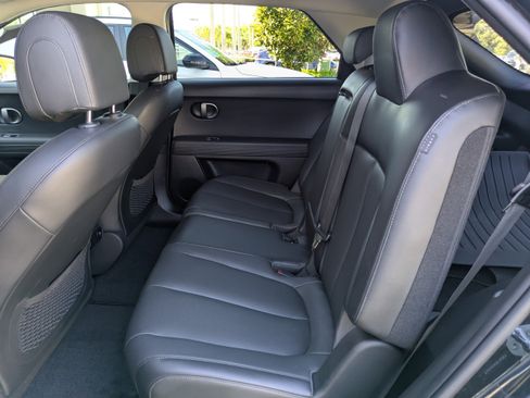 Certified 2025 Hyundai Ioniq 5 SEL image 15