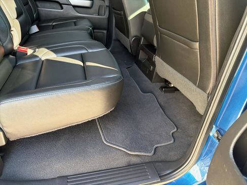 Used 2018 Chevrolet Silverado 1500 LT w/ All Star Edition image 17