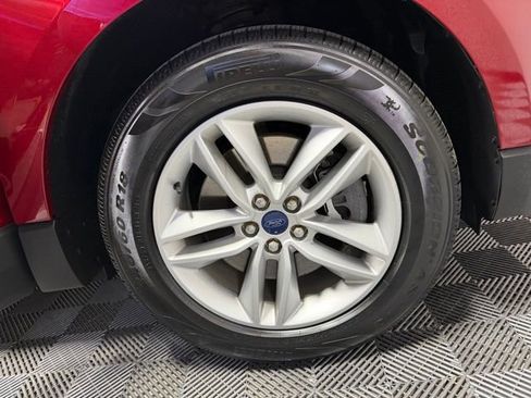 Used 2015 Ford Edge SEL w/ Equipment Group 201A image 39