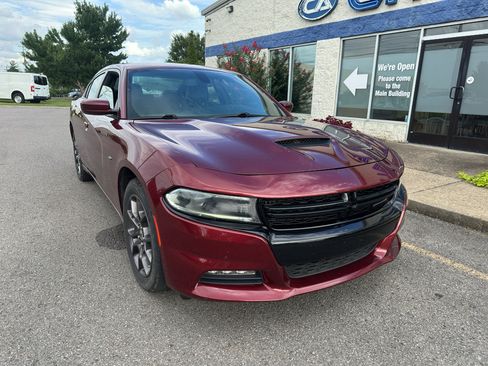 Used 2018 Dodge Charger GT AWD/4WD image 2