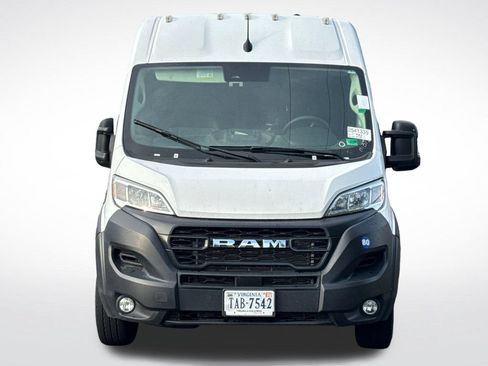 Used 2026 RAM ProMaster 2500 w/ Convenience Group FWD image 3