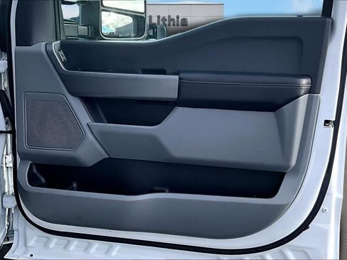 Used 2024 Ford F350 XLT w/ FX4 Off-Road Package image 31