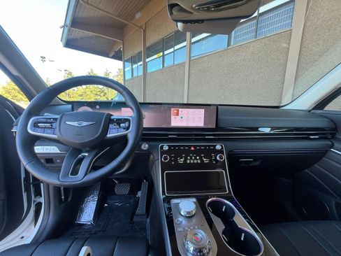 Used 2026 Genesis GV80 2.5T AWD/4WD image 36