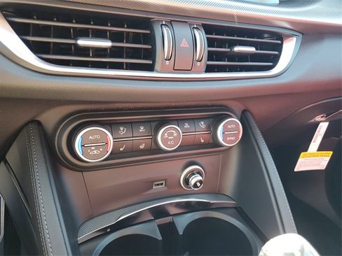 New 2025 Alfa Romeo Stelvio Sprint w/ Veloce Package image 29