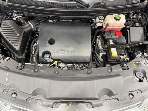 Used 2020 Chevrolet Traverse LT w/ Driver Confidence II Package image 33