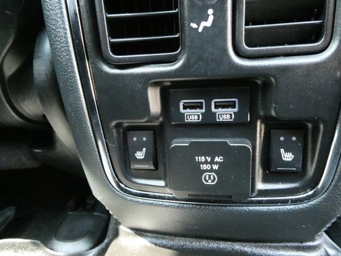 Used 2018 Jeep Grand Cherokee SRT w/ Trailer Tow Group IV AWD/4WD image 32