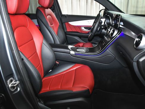 Used 2023 Mercedes-Benz GLC 300 4MATIC Coupe image 56