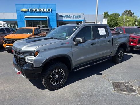 Used 2024 Chevrolet Silverado 1500 ZR2 w/ Technology Package AWD/4WD image 1