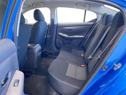 Used 2025 Nissan Sentra SV FWD image 32