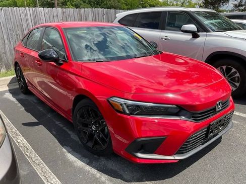 Used 2024 Honda Civic Sport image 3