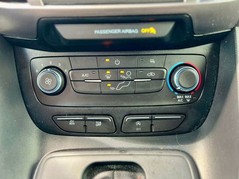 Used 2022 Ford Transit Connect XL image 24