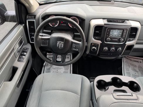 Used 2019 RAM 1500 Classic SLT image 24