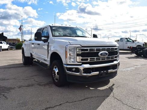 Used 2024 Ford F350 XLT w/ 360-Degree Camera Package image 11