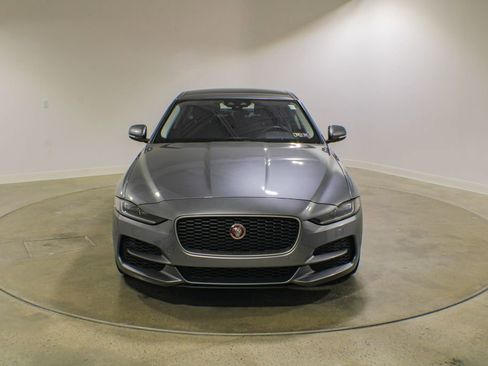 Used 2020 Jaguar XE S AWD/4WD image 8