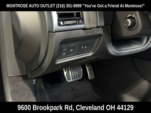 Used 2023 Jaguar F-TYPE R-Dynamic image 13