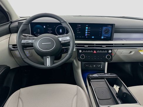 New 2026 Hyundai Tucson SEL image 18