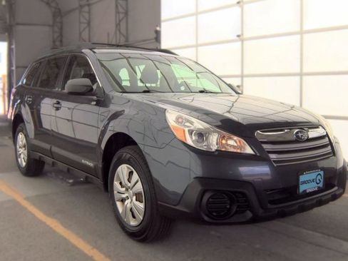 Used 2013 Subaru Outback 2.5i AWD/4WD image 4