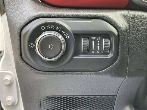 Used 2019 Jeep Wrangler Unlimited Rubicon AWD/4WD image 19