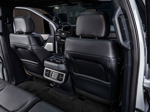 Used 2026 Ford F250 Platinum image 32