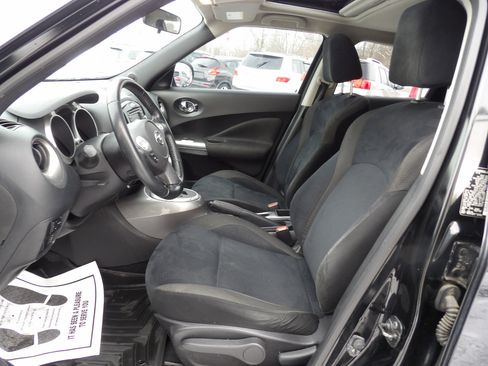 Used 2013 Nissan Juke SV image 12