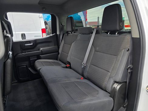 Used 2019 Chevrolet Silverado 1500 LT w/ Convenience Package AWD/4WD image 12