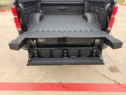 New 2026 Chevrolet Silverado 2500 ZR2 image 33