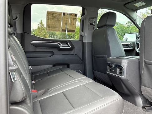 Used 2023 Chevrolet Silverado 1500 LTZ w/ LTZ Convenience Package II AWD/4WD image 14
