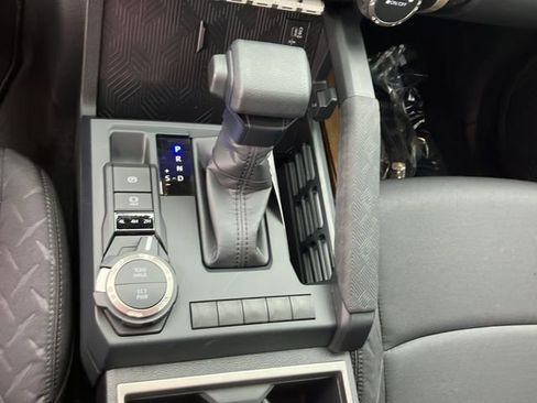 New 2026 Toyota Tacoma SR5 AWD/4WD image 31