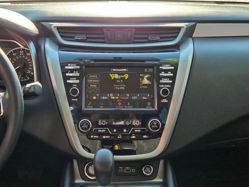 Used 2020 Nissan Murano S image 16