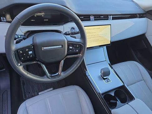 Used 2025 Land Rover Range Rover Evoque S AWD/4WD image 19