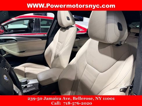 Used 2019 BMW X4 xDrive30i w/ Executive Package image 16