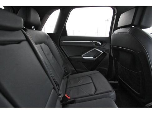 Used 2025 Audi Q3 2.0T Premium AWD/4WD image 13