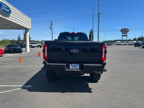 Used 2025 Ford F350 4x4 SuperCab Super Duty image 3