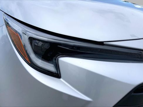 Used 2025 Toyota Corolla LE FWD image 27