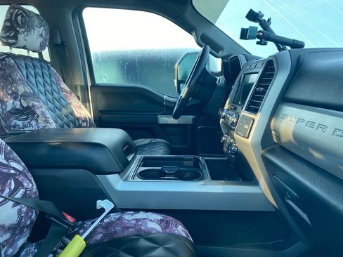 Used 2020 Ford F350 Lariat w/ Lariat Ultimate Package AWD/4WD image 8