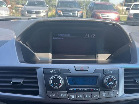 Used 2012 Honda Odyssey EX-L image 16