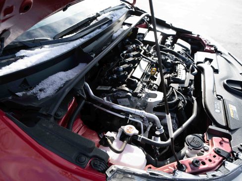 Used 2025 Toyota Corolla SE w/ SE Package image 31