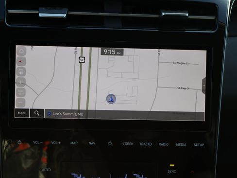 Used 2024 Hyundai Tucson Limited image 24