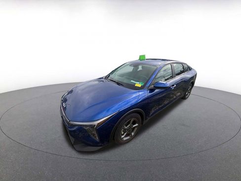 Used 2025 Kia K4 LXS image 3