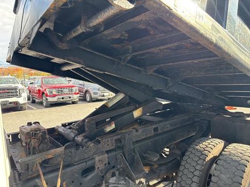 Certified 2021 Ford F550 4x4 Regular Cab Super Duty image 26