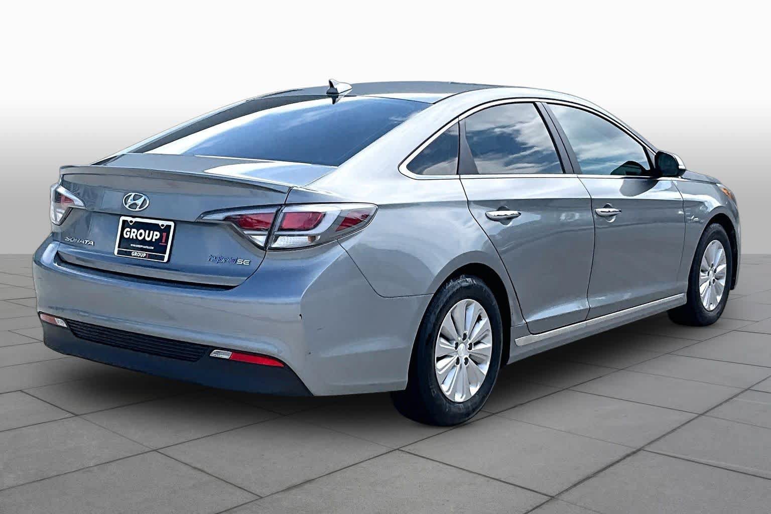 Used 2017 Hyundai Sonata SE FWD image 12