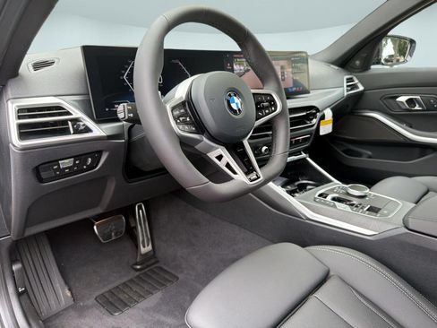 New 2026 BMW 330i xDrive Sedan w/ M Sport Package AWD/4WD image 4