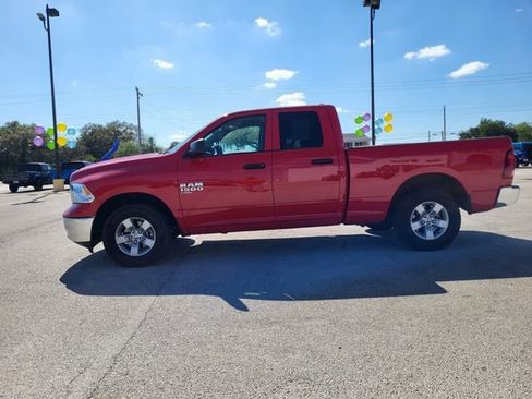 Used 2024 RAM 1500 Classic SLT image 2